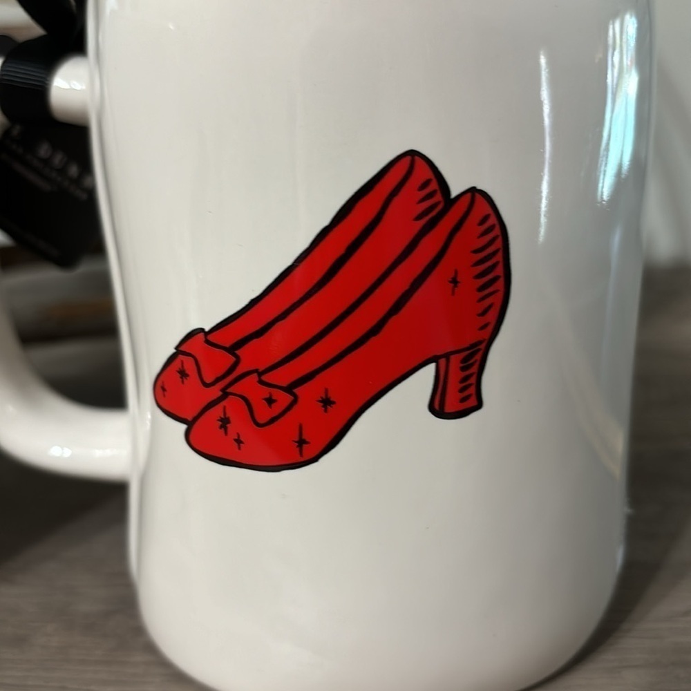 NWT RAE DUNN WIZARD OF OZ FOLLOW YOUR PATH AND THERE'S NO PLACE LIKE HOME MUGS - Picture 9 of 9